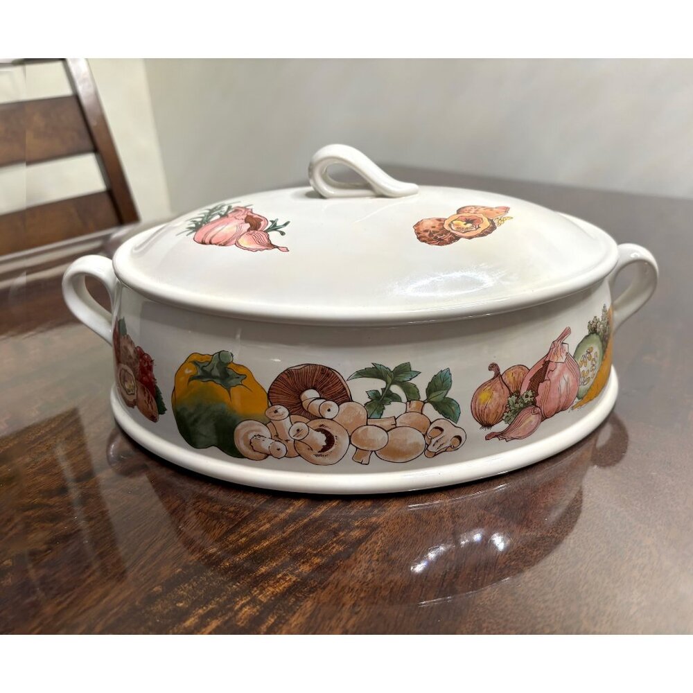 Wedgwood GOURMET pattern oval Covered Casserole Dish with Lid